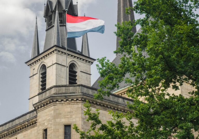 Jobs in Luxembourg With Visa Sponsorship for Foreigners